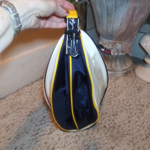 Rare Vintage 90's/Y2k Tommy Hilfiger  Colorblock Football Carrying Bag - Picture 5 of 13